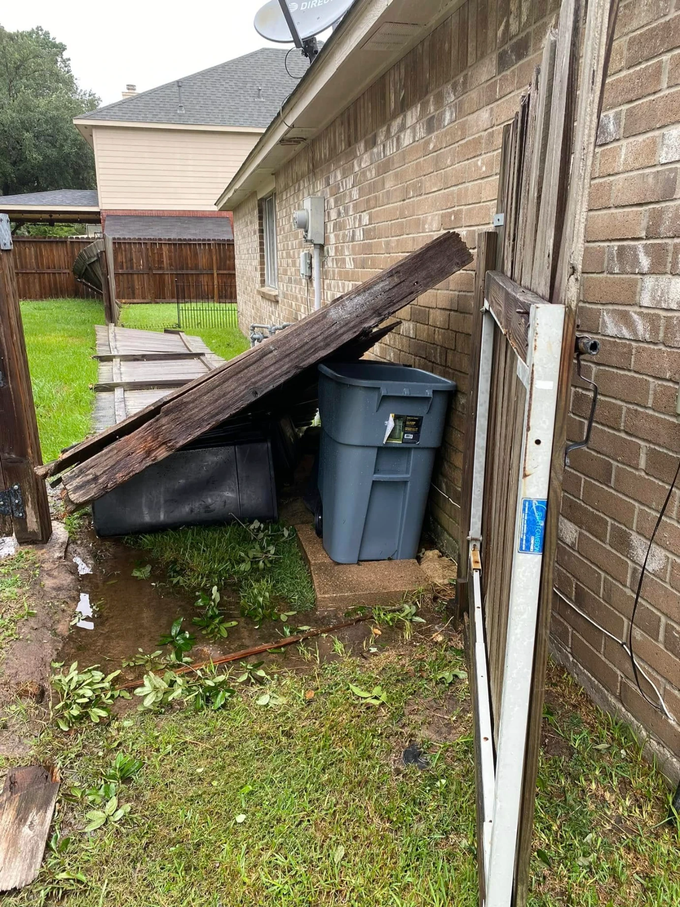 residential fence repair company