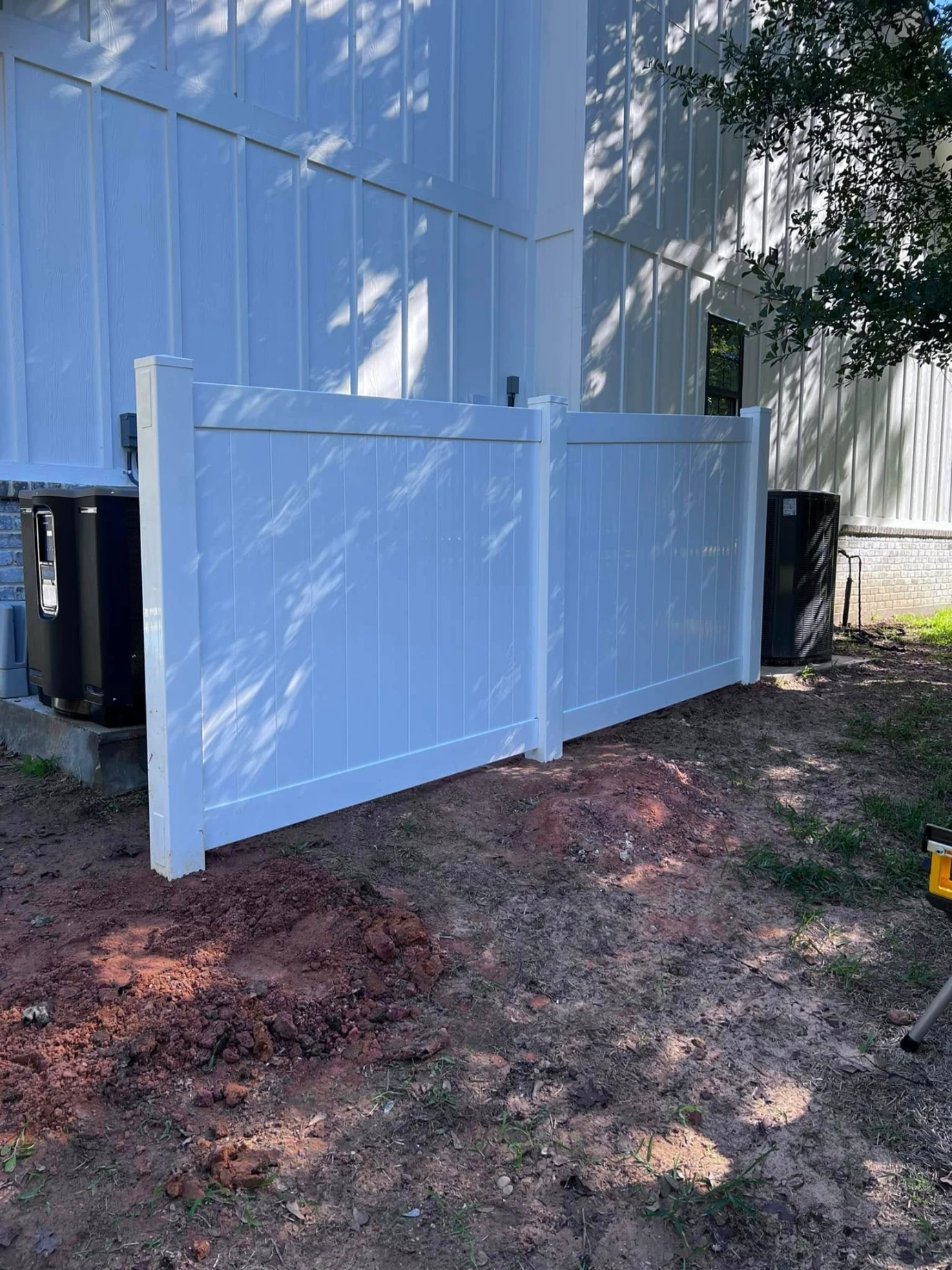 vinyl residential fencing